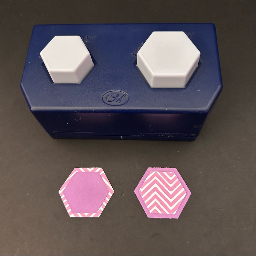 The Creative Memories hexagon maker (1-1/4” & 1-1/2”)
